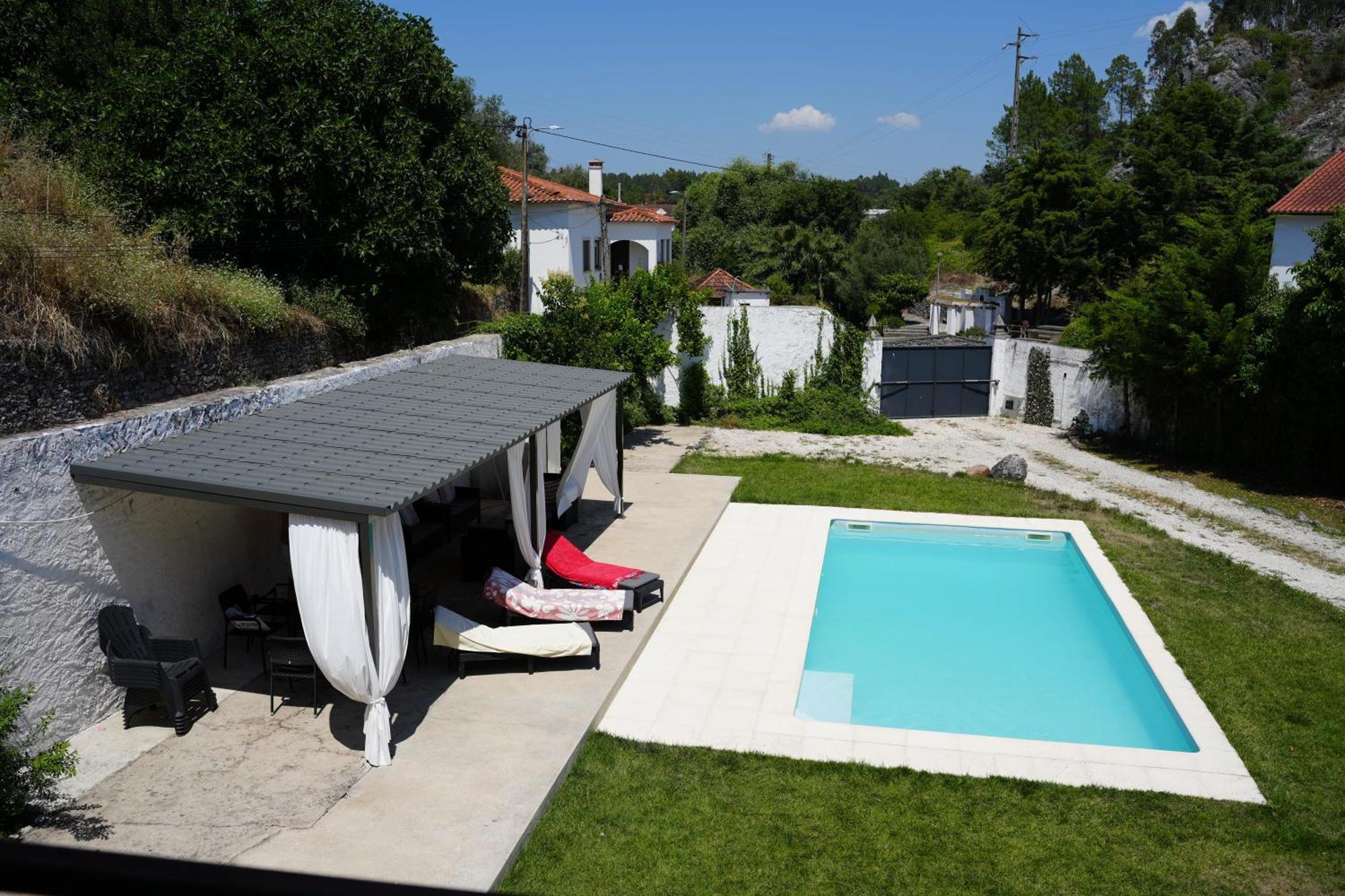 Meio Country House Alcanede Esterno foto